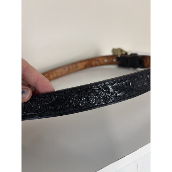 Vtg Women’s Black Saddle Leather Belt Gold Mother of Pearl Buckle Hand Finished - Picture 5 of 9